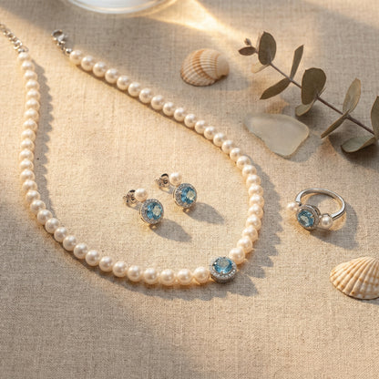 Elara Moonpearl Necklace